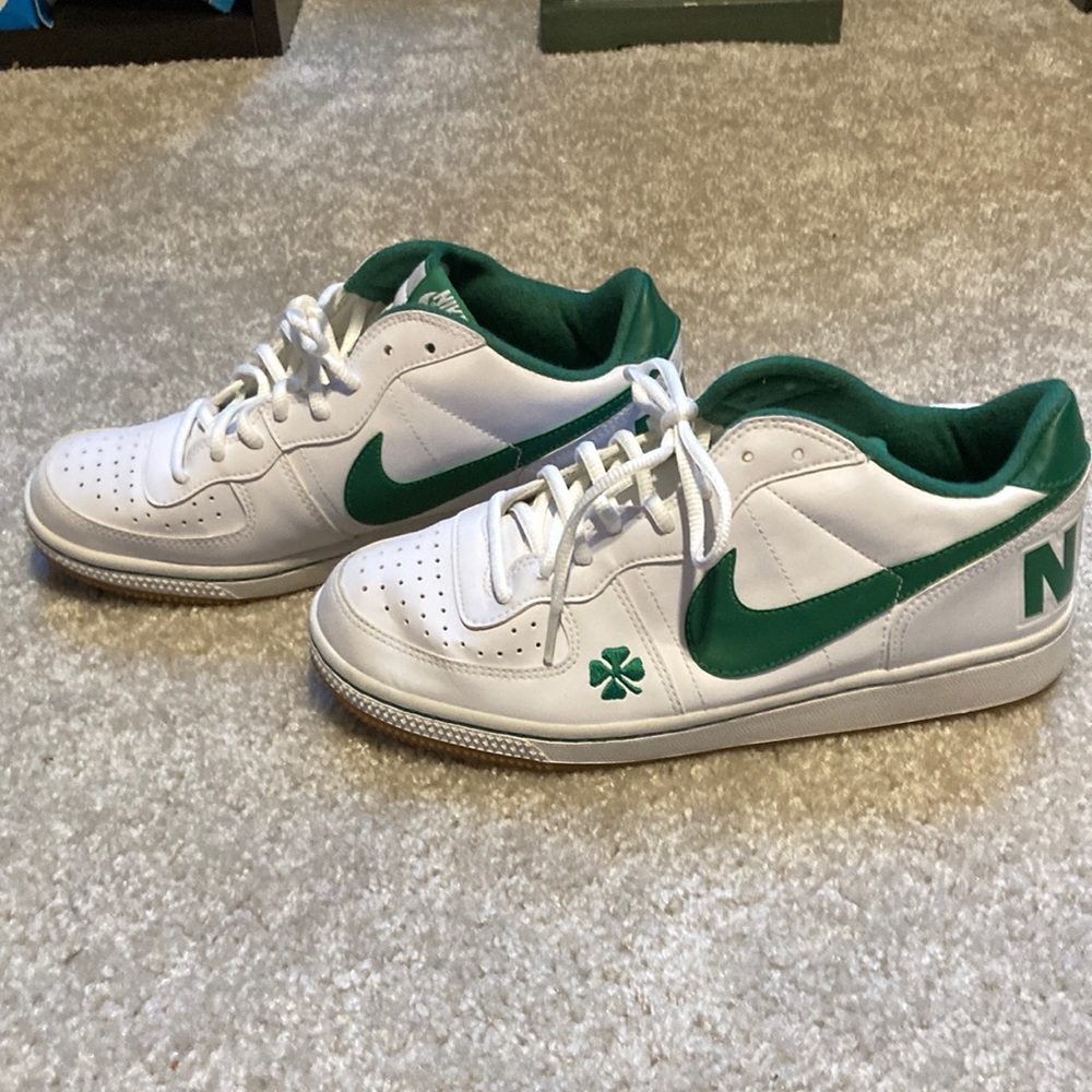 Nike Terminator Low Four Leaf Clover. Size 8 Women’s, 6 Youth. Great Condition